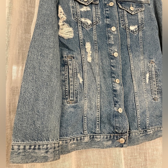 Zara Oversized Distressed Denim Jacket - Picture 2 of 5